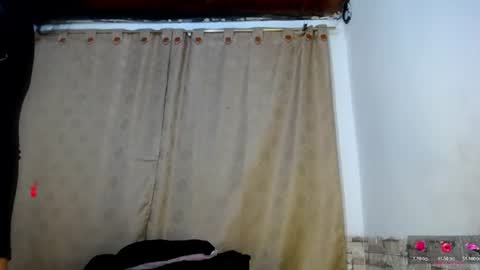 Snapshot of honeypussy3021 chatting on July 10, 9:01 am Victoria online show from July 10, 9:01 am