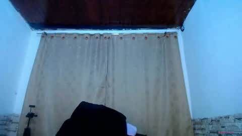 Snapshot of honeypussy3021 chatting on July 27, 9:49 am Victoria online show from July 27, 9:49 am