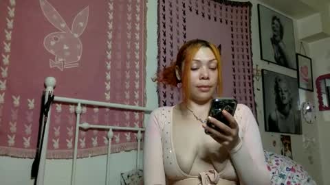 Snapshot of honeyruby chatting on May 9, 2:28 am Ruby Sparks online show from May 9, 2:28 am