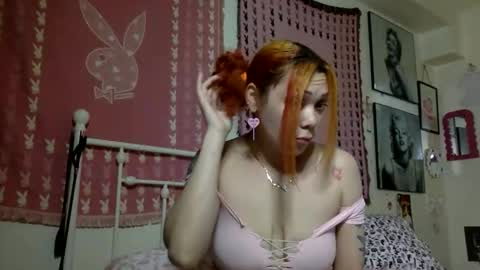 Snapshot of honeyruby chatting on May 12, 10:51 pm Ruby Sparks online show from May 12, 10:51 pm