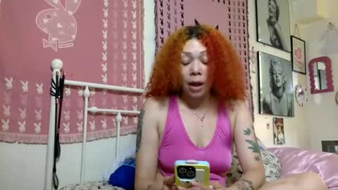 Snapshot of honeyruby chatting on June 11, 3:32 pm Ruby Sparks online show from June 11, 3:32 pm