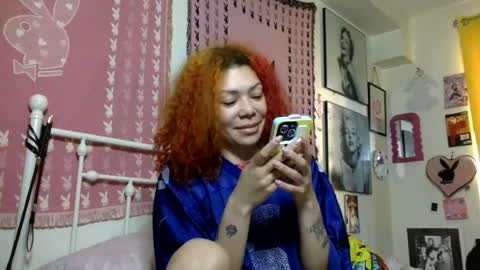 Snapshot of honeyruby chatting on June 13, 12:25 pm Ruby Sparks online show from June 13, 12:25 pm