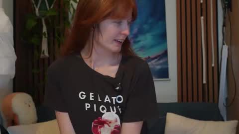 Noelle online show from November 20, 3:28 am