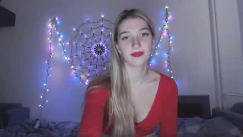 honeyveil online show from November 14, 12:37 pm