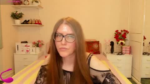 honeywinexs online show from May 31, 1:29 pm