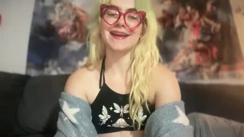 Emi Rose online show from October 21, 3:18 am