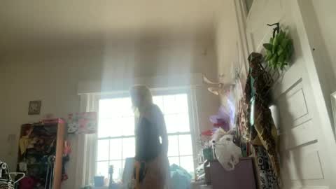 Snapshot of honeyxlimbed chatting on June 26, 7:07 pm Emi Rose online show from June 26, 7:07 pm