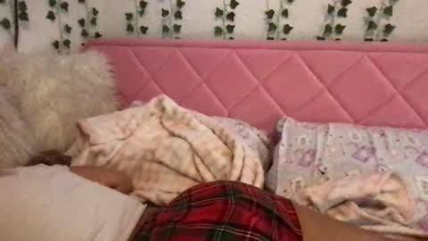 honeyyy89 online show from February 28, 10:00 pm