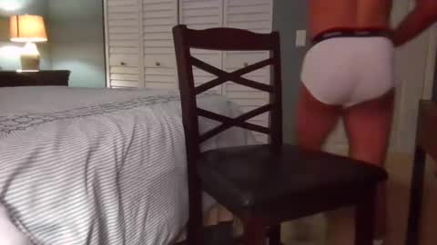 hooshung_mvers8 online show from December 7, 3:58 am