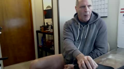 Jayson online show from February 8, 4:54 pm