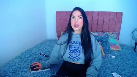 Snapshot of hoot_alicee chatting on October 29, 10:00 pm ONLYFANS online show from October 29, 10:00 pm