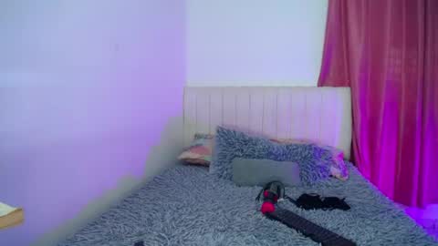 Snapshot of hoot_alicee chatting on June 13, 8:51 pm ONLYFANS online show from June 13, 8:51 pm
