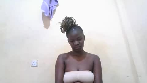 Snapshot of hope_terry chatting on November 10, 10:25 am hope_terry online show from November 10, 10:25 am