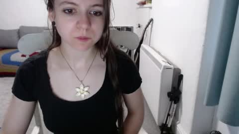 Snapshot of hope_xo chatting on May 21, 7:32 pm Hope online show from May 21, 7:32 pm