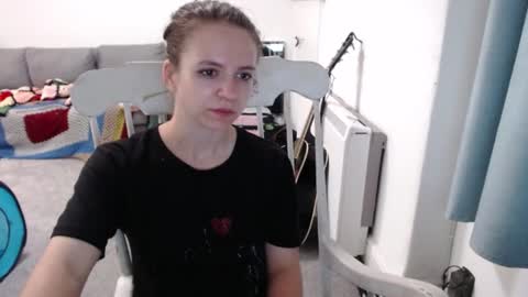 Snapshot of hope_xo chatting on June 23, 11:14 pm Hope online show from June 23, 11:14 pm