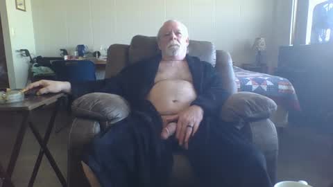 Snapshot of hormonemonster27 chatting on March 9, 2:43 pm Hormone Monster online show from March 9, 2:43 pm