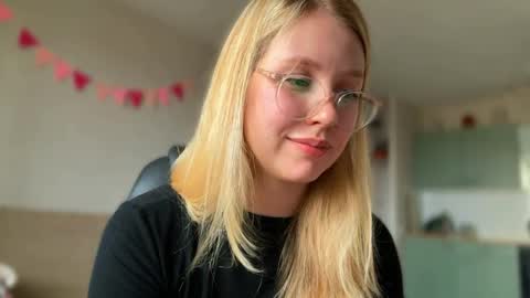 Audrey online show from October 23, 3:28 am