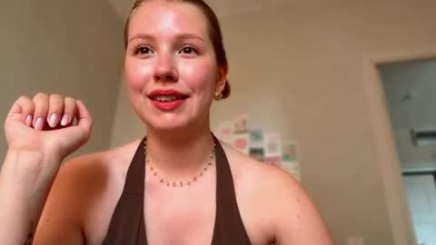 Audrey online show from August 3, 2:21 am