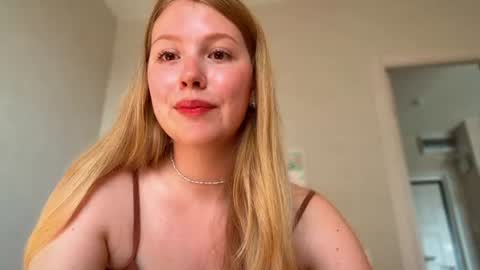 Audrey online show from August 4, 2:26 am