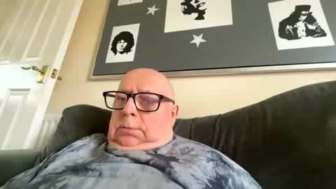 Snapshot of horny_147 chatting on March 27, 1:55 pm Cum suck Me off online show from March 27, 1:55 pm