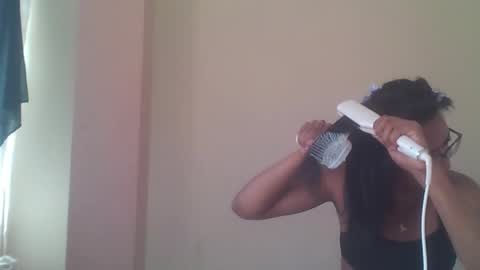 horny_brii online show from August 3, 8:56 pm