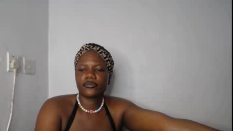 Snapshot of horny_chubby22 chatting on May 3, 5:13 am Mira online show from May 3, 5:13 am