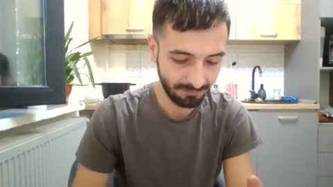 Snapshot of horny_couple9600 chatting on September 24, 4:49 am horny_couple9600 online show from September 24, 4:49 am