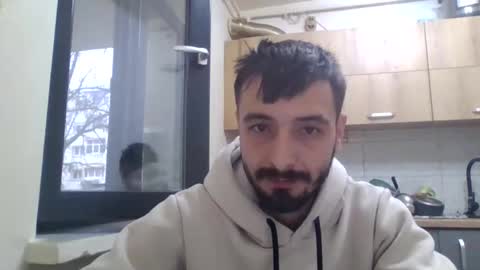 Snapshot of horny_couple9600 chatting on November 5, 6:02 am horny_couple9600 online show from November 5, 6:02 am