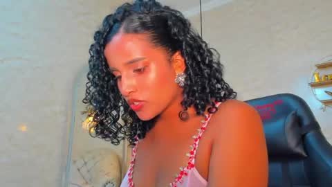 Horny Curls  online show from July 2, 3:56 am