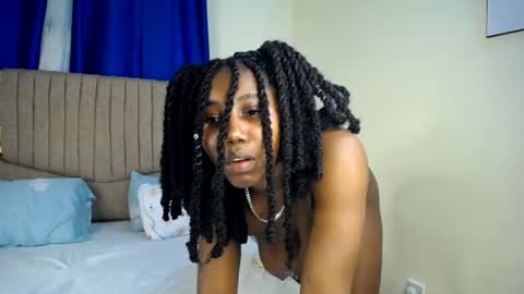 Snapshot of horny_cutiey chatting on July 8, 7:02 am cutiey online show from July 8, 7:02 am