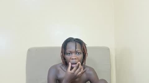 horny_ebonies online show from February 22, 1:29 am