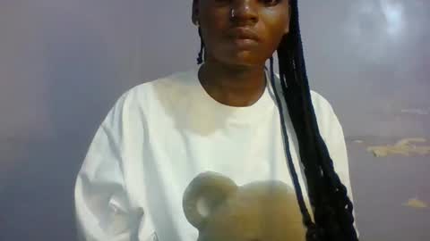 Snapshot of horny_hearts chatting on June 10, 4:45 am phanice online show from June 10, 4:45 am
