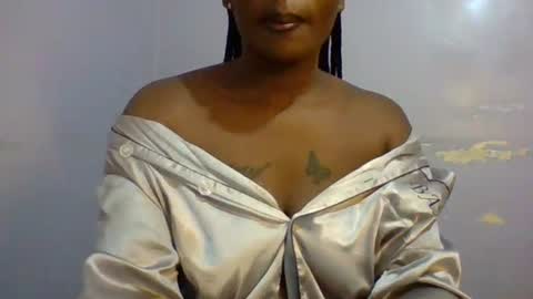 Snapshot of horny_hearts chatting on June 14, 9:22 am phanice online show from June 14, 9:22 am