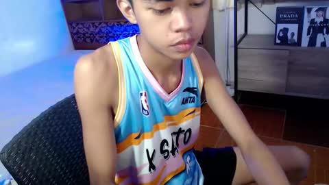 Snapshot of horny_joshxxx chatting on May 12, 2:19 am horny_joshxxx online show from May 12, 2:19 am