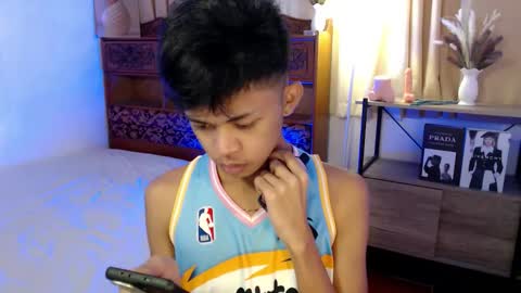 Snapshot of horny_joshxxx chatting on May 13, 11:22 pm horny_joshxxx online show from May 13, 11:22 pm