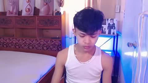 horny_joshxxx online show from May 21, 3:52 pm