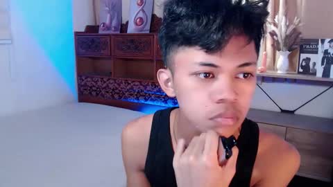 Snapshot of horny_joshxxx chatting on May 23, 6:45 pm horny_joshxxx online show from May 23, 6:45 pm