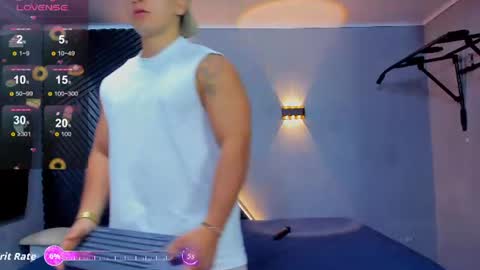 horny_nick18 online show from June 27, 11:37 am