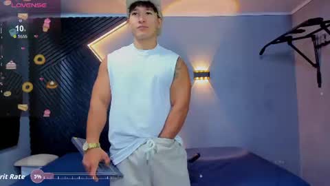 horny_nick18 online show from June 27, 12:22 pm