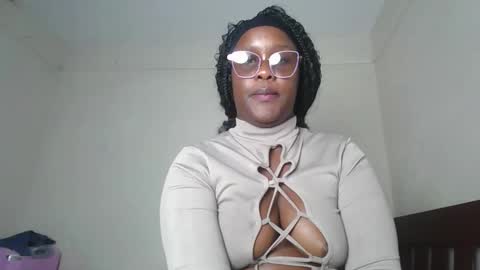 Lucy online show from February 16, 12:18 am