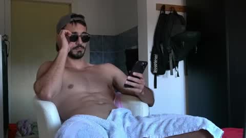 hornyasfuckk33 online show from June 4, 11:49 am