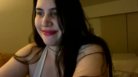 Snapshot of hornybaby675 chatting on July 1, 7:32 am Tina baby online show from July 1, 7:32 am