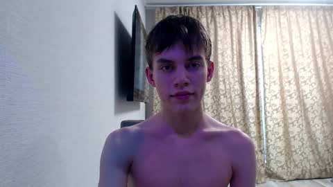 Snapshot of hornybadbunny chatting on January 24, 10:21 am Tony online show from January 24, 10:21 am