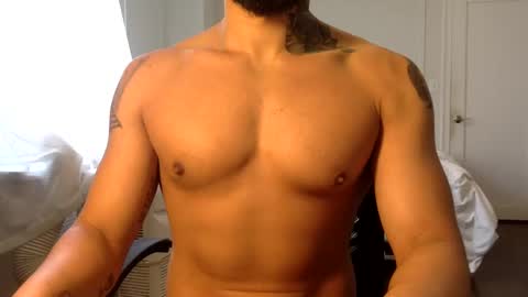 Snapshot of hornybbcxx chatting on November 3, 5:47 pm hornybbcxx online show from November 3, 5:47 pm