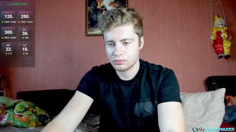 Max online show from October 31, 10:05 am