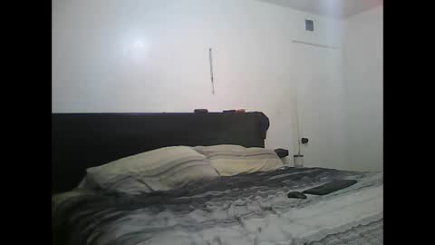 Snapshot of hornybodies2022 chatting on January 25, 4:56 am Mr. Mrs. Horny online show from January 25, 4:56 am