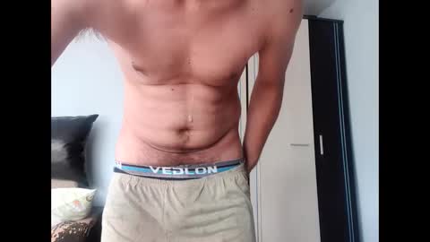 Snapshot of hornyboyxxxy chatting on April 26, 6:55 am hornyboyxxxy online show from April 26, 6:55 am