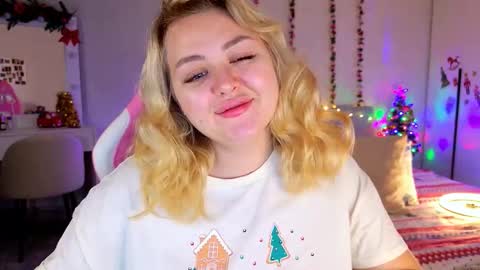 HornyCakee online show from December 15, 10:41 am