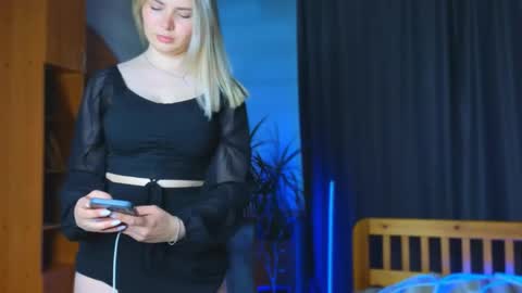 Jolly online show from May 12, 2:36 pm