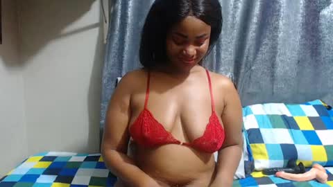 hornyebony4uxx online show from June 27, 2:16 am